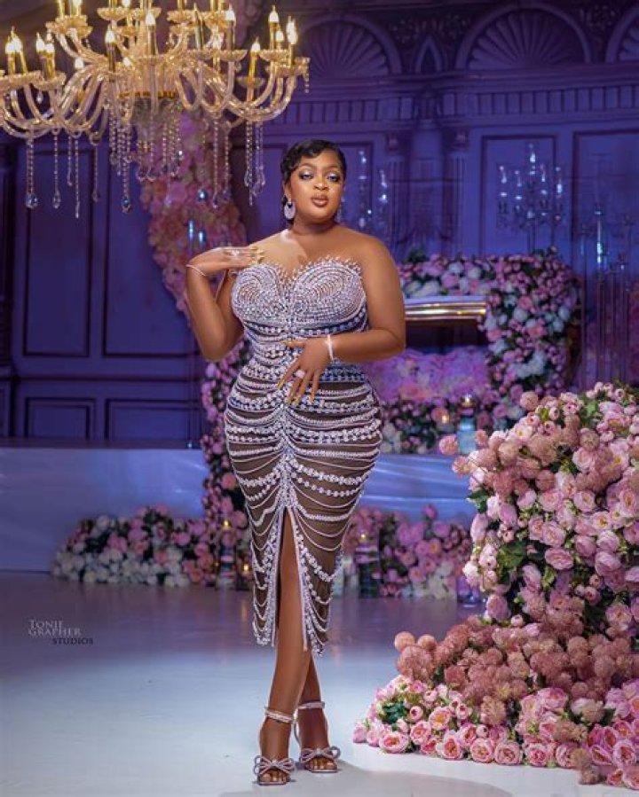 
Fans React As Eniola Badmus Shares New A Post On IG 
